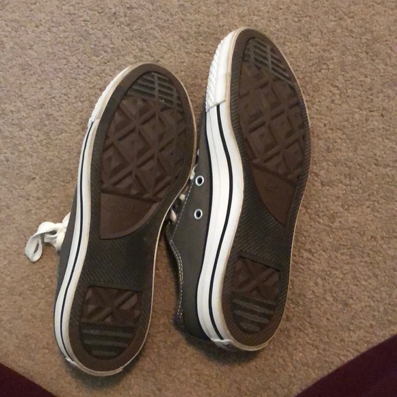 Converse - Picture 2 of 3